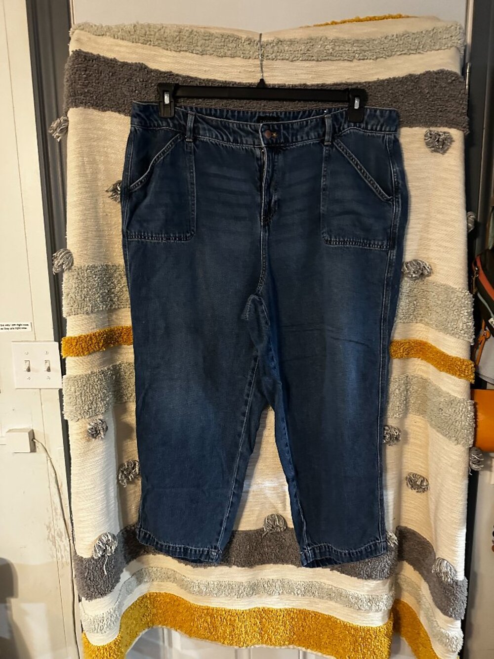 Talbots Women's Size 18W "Summerweight Straight Leg Ankle Jeans" Medium Wash